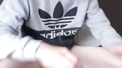 Golden Cum Shots - Amateur Handjobs!