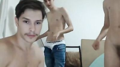 Gay Porn: Amature Cum Shots Group Sex - Cam 2519