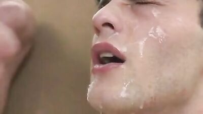 Cum Shots: Sperma ins maul