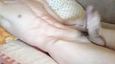 Hot Body Solo Web-Cam Handjob: The Ultimate Gay Porn Experience!