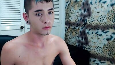 Latino Rentboy Cumming Webcam - Amateur Solo Show