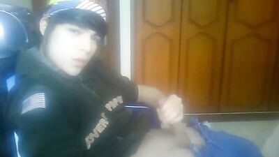 Br555 Branlette en music Ready To Go - Gay Muscle Twinks Take On The Big D*ck Challenge