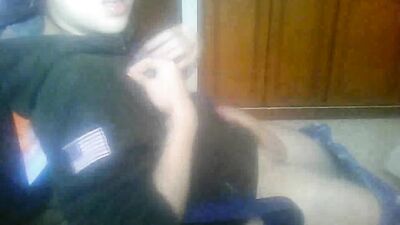 Br555 Branlette en music Ready To Go - Gay Muscle Twinks Take On The Big D*ck Challenge