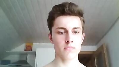 Gay Porn Video: Handjob in the Bathroom