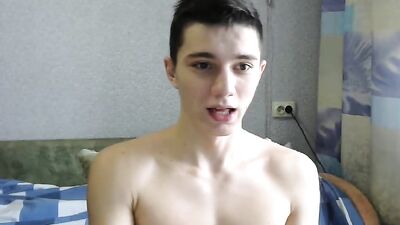 Jonas Solo Handjob Adventure: A Cutie Explores His Sexuality!