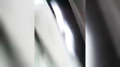 Cumming Amateur In The Tub: Bust Another Nut!