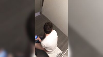 Spy on Public Wanker: Amateur Web-Cam Solo Exposed!