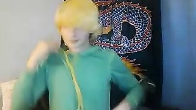 Gay Porn Video: Amateur Blond Boys Ass Play - I Love You