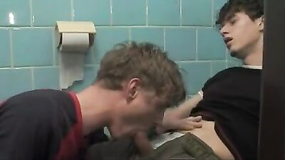 Bareback Blowjobs in the School Toilet: The Ultimate Gay Porn Experience!