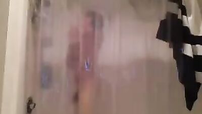 Pretty Web-Cam Solo Star 22: Unleashing Passion Online!