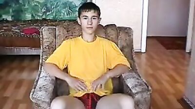 YoungBoyJerkingOffGoldenShowers!