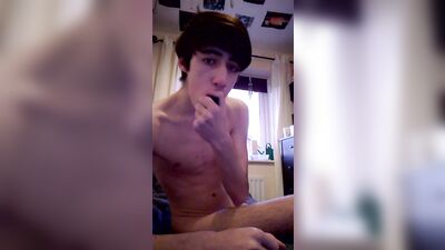 Dildo Love Boy - Web-Cam Adventure