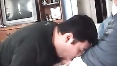 Gay Porn - Chubs Oral Pleasure with Cable Guy!