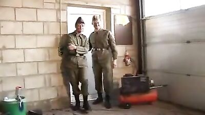 Gay Porn Battlefield: Rekruten Spritzenpart 3 - Action Bareback Cum Shots