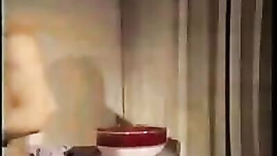 Flip-Flop Bareback Boys: Hardcore Action and Cum Shots for Gay Porn Lovers!