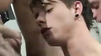 Work Breaks - A Wordshop Full Of Sex: The Ultimate Gay Porn Video Experience!