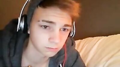 Gay Camming Amateur Cumshots Handjobs - 197