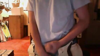 Young Jack Off Kings: Amateur Cum Shots & Handjobs on Cam