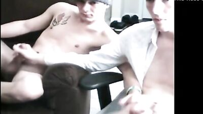 Helps At Hand: Gay Amateurs in Action - Helping Hands