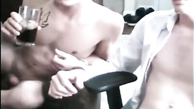 Helps At Hand: Gay Amateurs in Action - Helping Hands