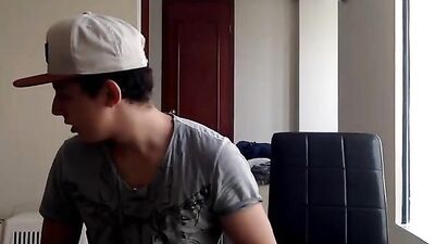 Gangbang with Strangers: Big Cocks Amateur Web-Cam 69!