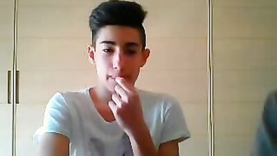Young Italian Lovers Webcam Hookup!