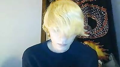 Young Blondes Cum Shots: Amateur Fun with Boys!