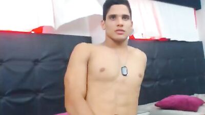 Amateur Web Cam Naked Guys Hot Show!