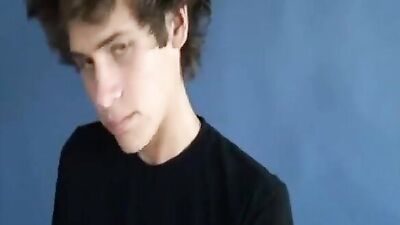 GROWING UP RAW: LINO, Radish or LEEK?