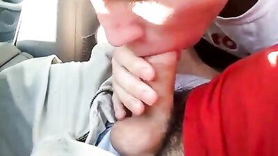 Gay Roadhead: Amateur Cum Shots and Oral Pleasure