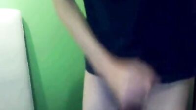 Young Stud with Glasses - Cum Shot Web-Cam Desire!