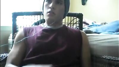 Latino Cum Hard: The Web-Cam Showdown!