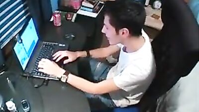 Cam332: Amateur Cum Shots and Handjobs - The Ultimate Gay Porn Experience!