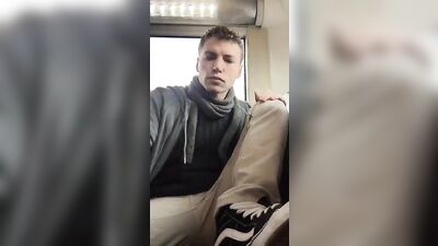 Bus Stop Exhibitionist: Cutie Amateur Fetish Play