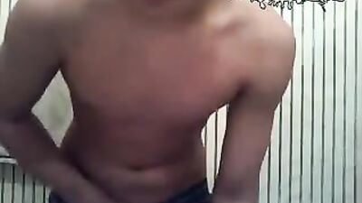 18 year old horny wank