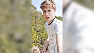 My lockdown exercise twink porn outside !