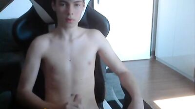 Cum-eating wanker boys porn