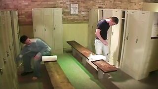 Orgy in the Bathhouse: Action Bareback Big Cocks!!