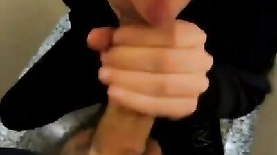 Blowing My Friend Webcam Cumshots Oral Exposure - A Gay Porn Video