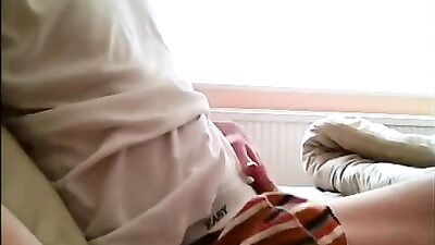 Morning Teen Cumshots - Amateur Handjobs