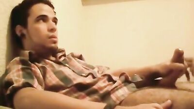 Leos Cumshot Handjob: The Ultimate Solo Experience