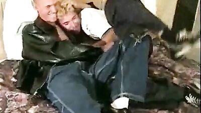 Soldiers Wild Oral Adventure: Amateur Gay Sex