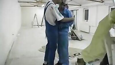 Stretching his hole: Raw action with no protection!