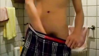 Gay Shower Cam Show Cumshot Extravaganza
