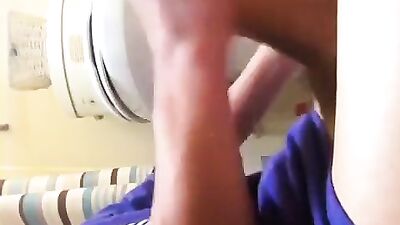 Cumming for Cash: Amateur Solo Cum Shots