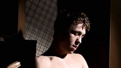 Gay Porn: Amateur Cum Shots with Blond Boys in the Dark