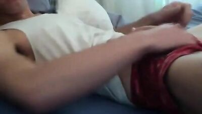 Young Dude Cumming It: Amateur Handjobs and Cumshots!