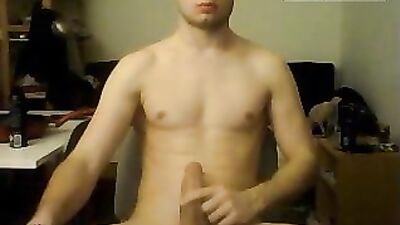 German Muscle Cockslaves Bubble Ass on CamBoy Doggie