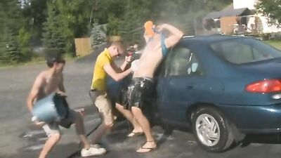 Gay Car Wash: Men in Heat!
