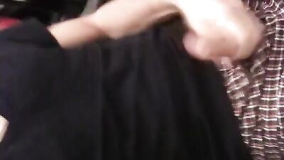 Hot teen, huge load: Amateur Cum Shots and Handjobs!